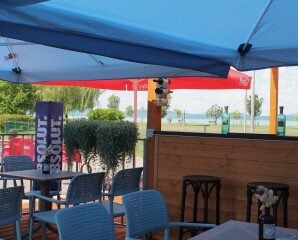 Terasz Coffee & Beach Bar